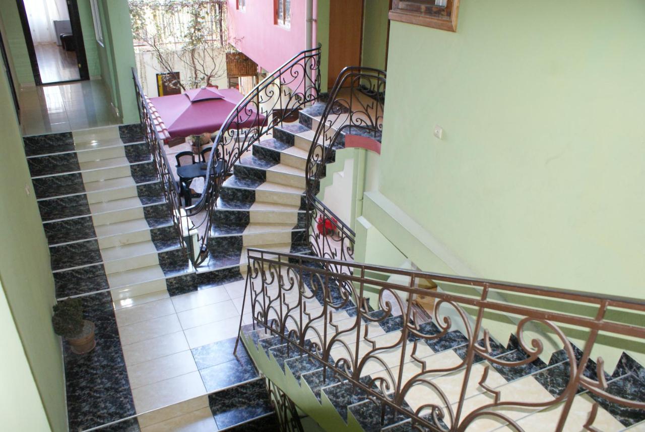 Здание отеля MARANI в Батуми_2 Отдых в отеле MARANI в Батуми_2