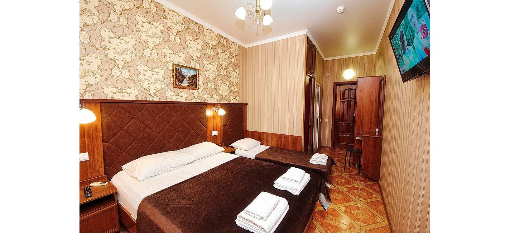 Отель «Лакис» 9