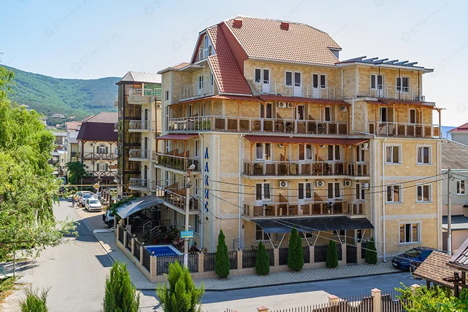 Отель Лакис в Кабардинке из Минска