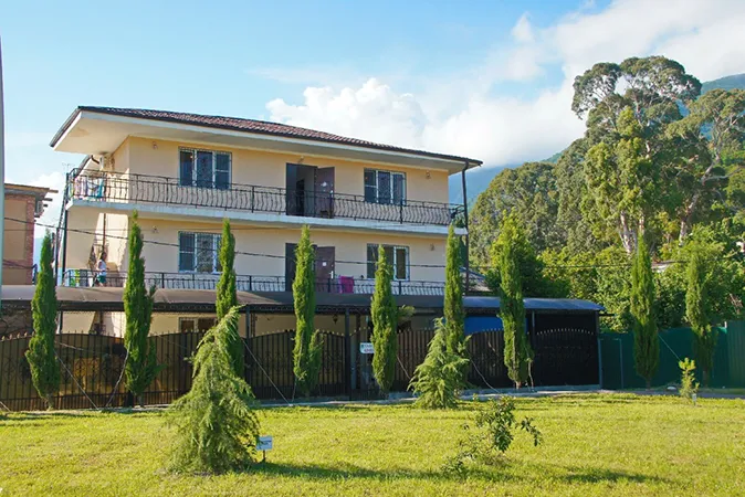 Гостевой дом Парк Валери в Гагре: цены и описание