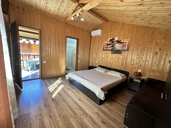 Гостевой дом Камелия в Пицунде: цены и описание